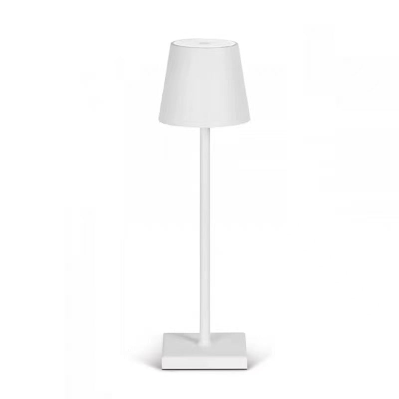 Nordic charging iron art high footed cup table lamp